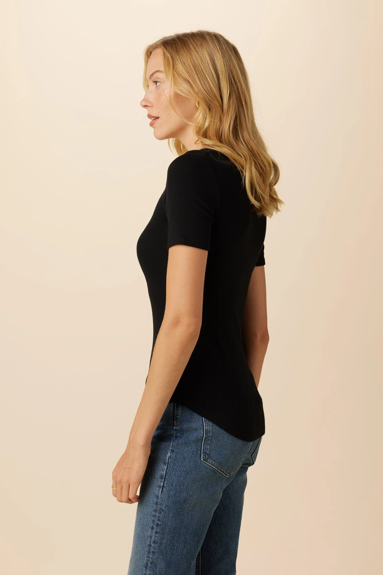 Itana Dream Rib Tee - Black - Image 2