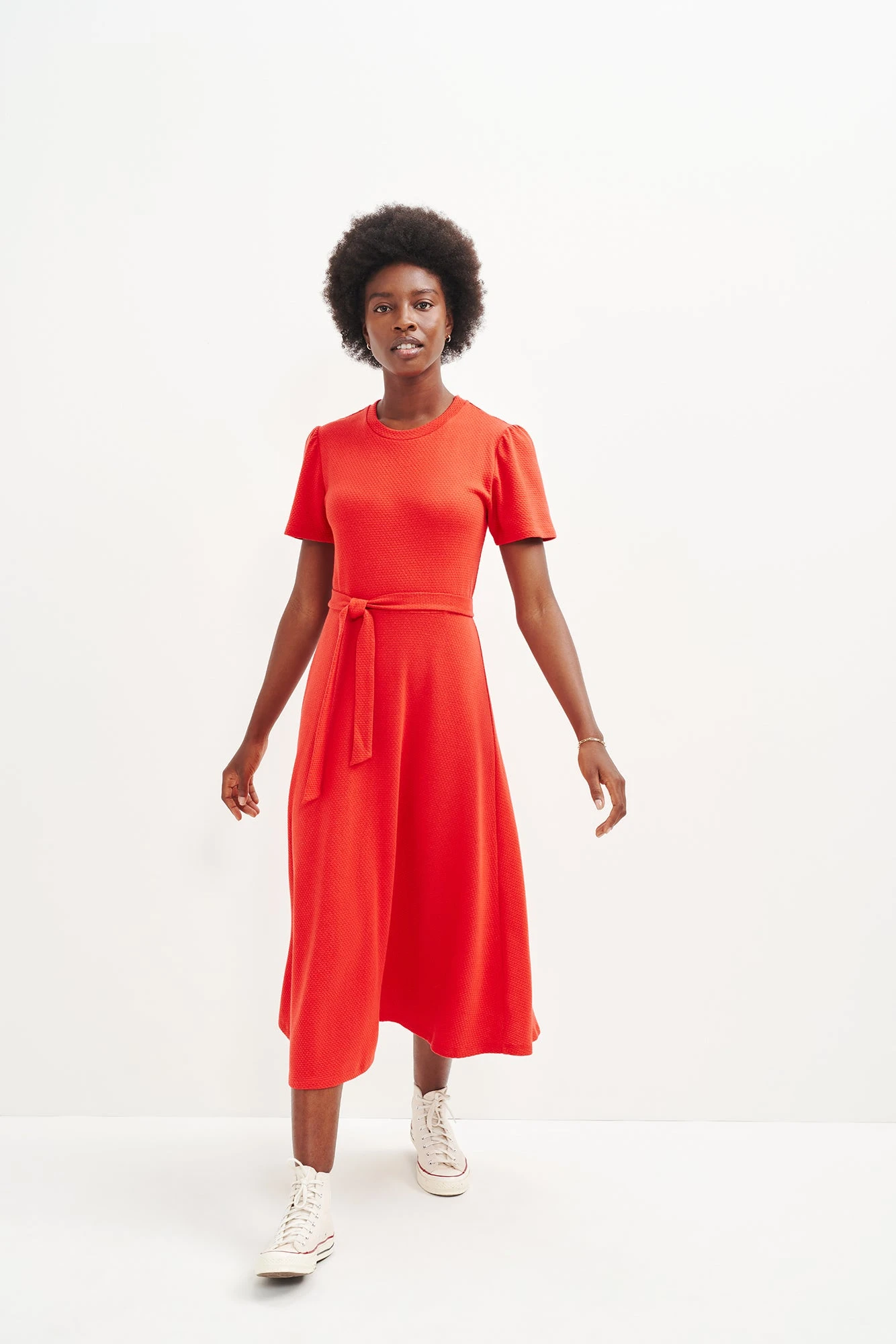 Tenille Scallop Knit Midi Dress - Image 5