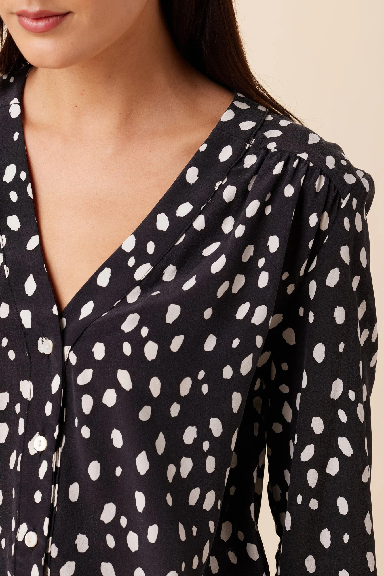 Kaya Washable Silk Blouse - Pebble Dot Black - Image 4
