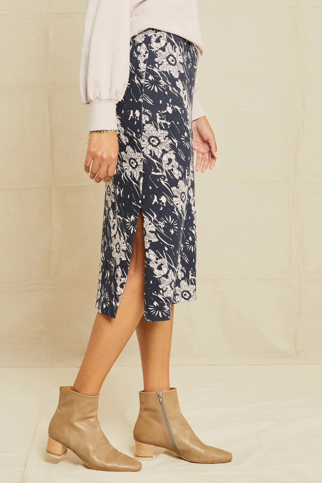 Vindy Sweater Knit Skirt - Image 2